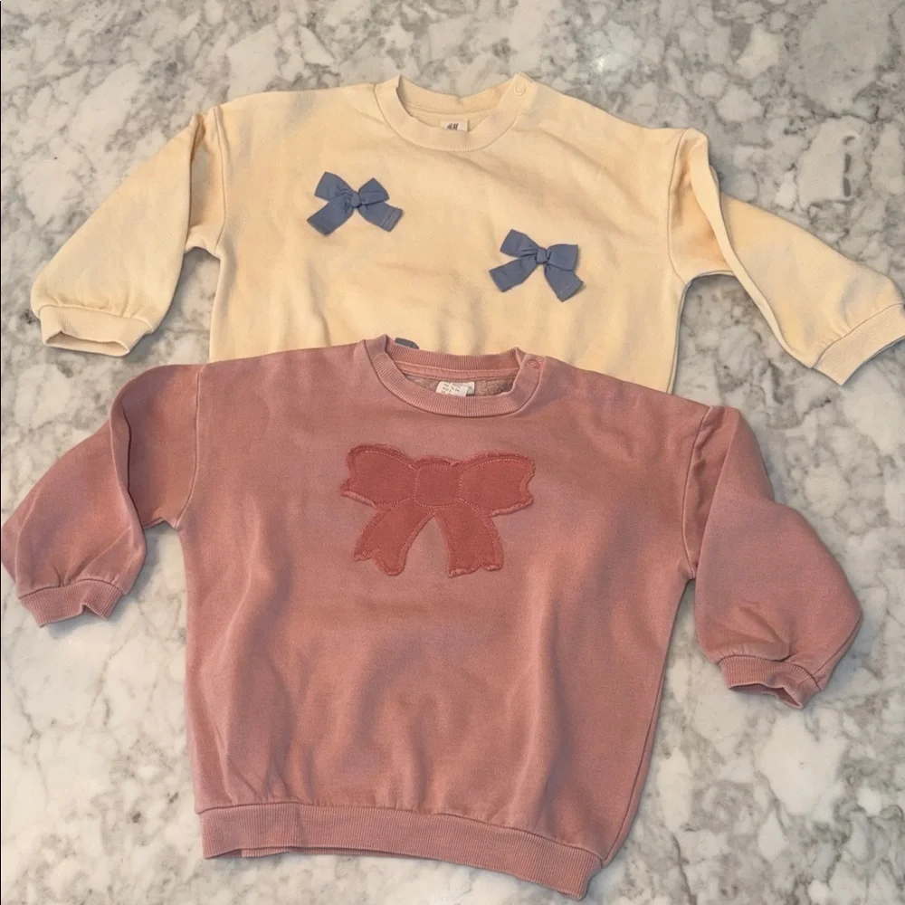 H&M Cute Bow Sweatshirts in Pink and Cream Bundle 2T
